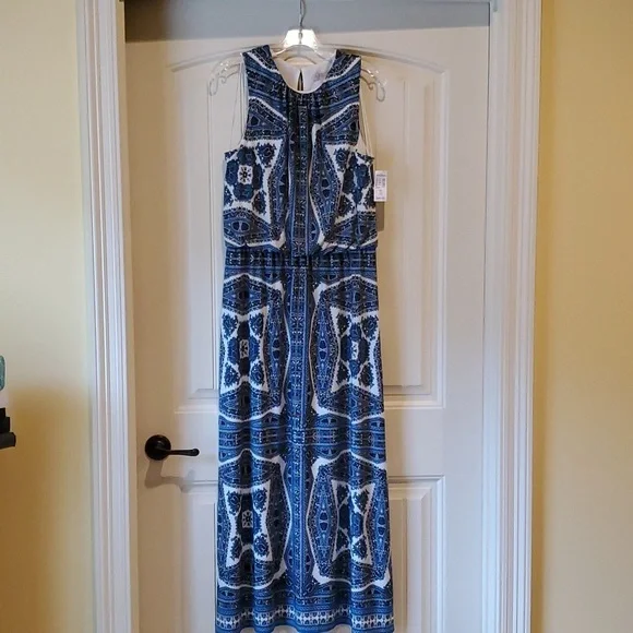Dress Barn Dresses | Nwt Dressbarn Maxi Dress Size 12 | Color: Blue/White | Size: 12 | Zevip's Closet Dress Barn Dresses | Nwt Dressbarn Maxi Dress Size 12 | Color: Blue/White | Size: 12 | Zevip's Closet